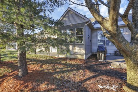 Tiny photo for 189 Pebble Creek Drive, Pataskala, OH 43062 (MLS # 225045276)