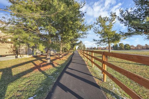 Tiny photo for 189 Pebble Creek Drive, Pataskala, OH 43062 (MLS # 225045276)