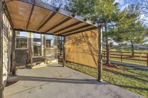 Tiny photo for 189 Pebble Creek Drive, Pataskala, OH 43062 (MLS # 225045276)