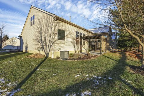 Tiny photo for 189 Pebble Creek Drive, Pataskala, OH 43062 (MLS # 225045276)