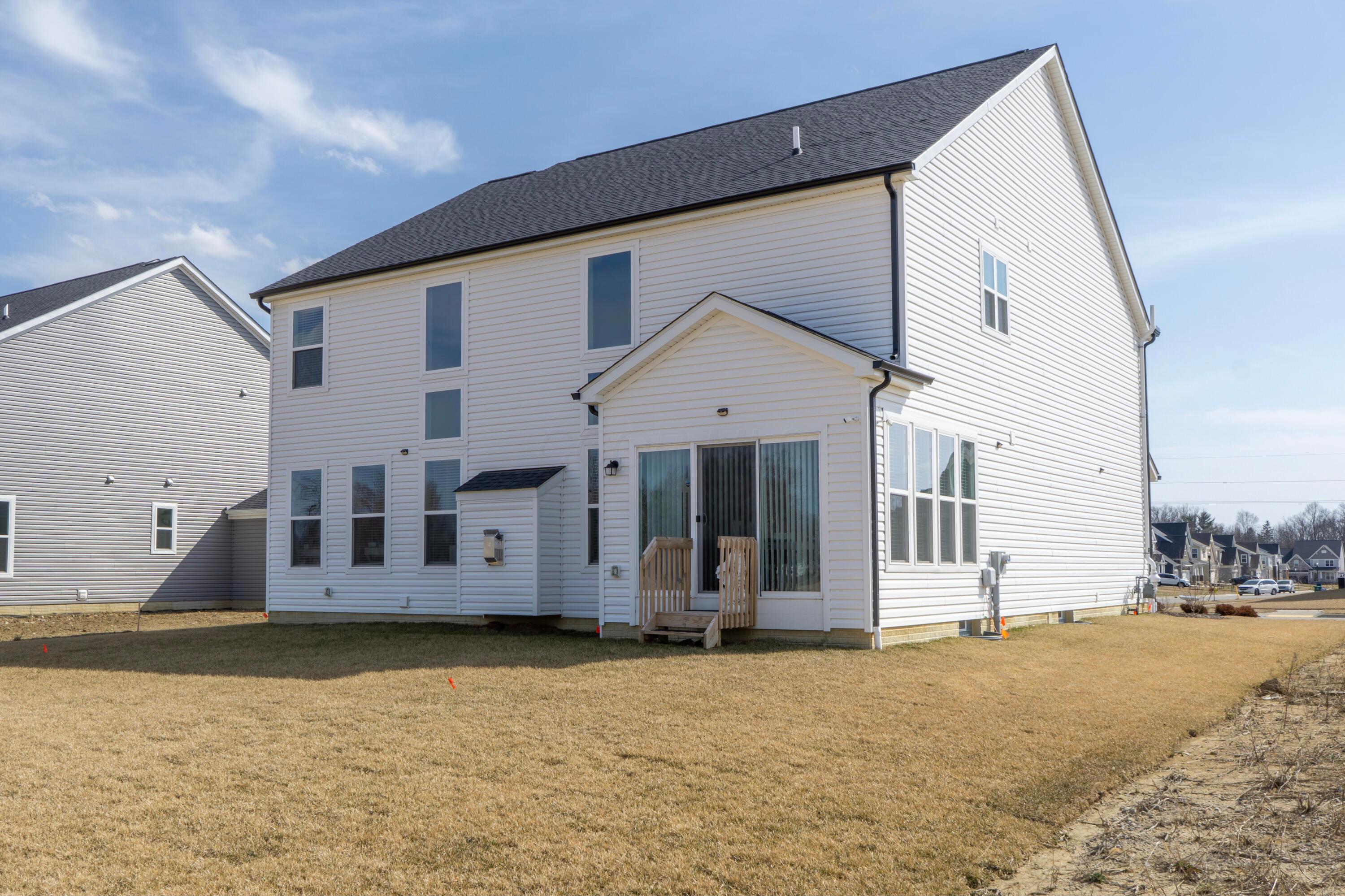 201 Bucklewell Drive, Delaware, Ohio image 3