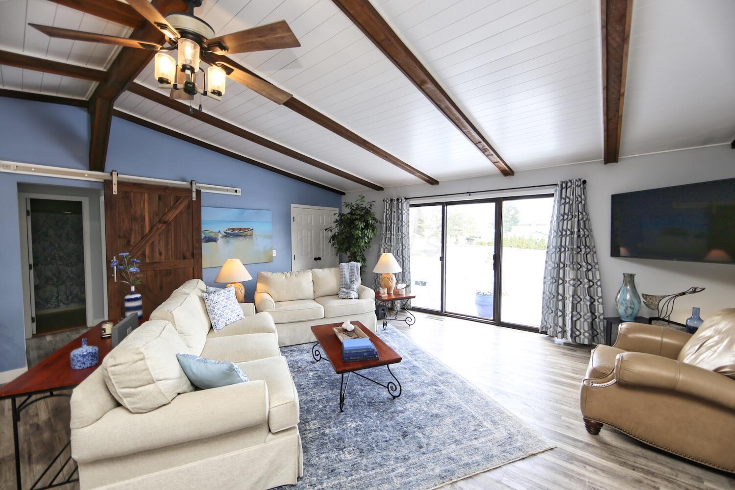 1137 Apple Valley Drive