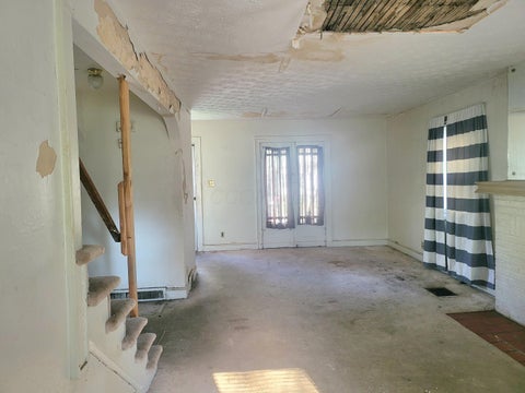 Tiny photo for 1081 Kelton Avenue, Columbus, OH 43206 (MLS # 226035254)
