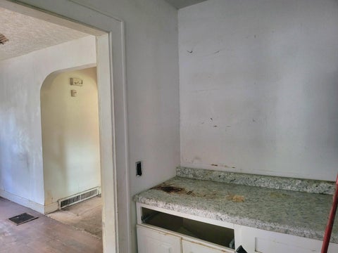 Tiny photo for 1081 Kelton Avenue, Columbus, OH 43206 (MLS # 226035254)