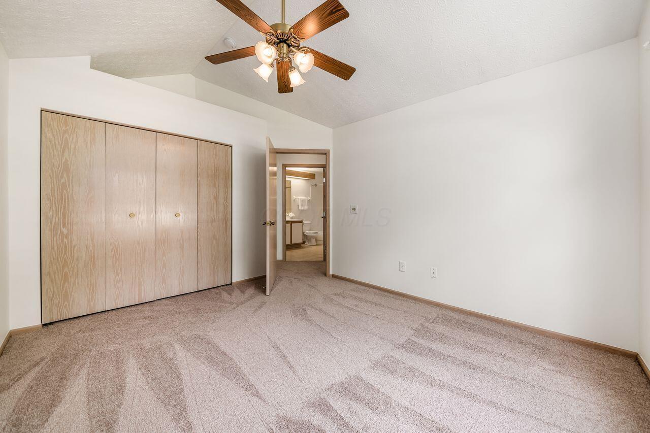 6323 Pinehurst Pointe, Westerville, Ohio image 31