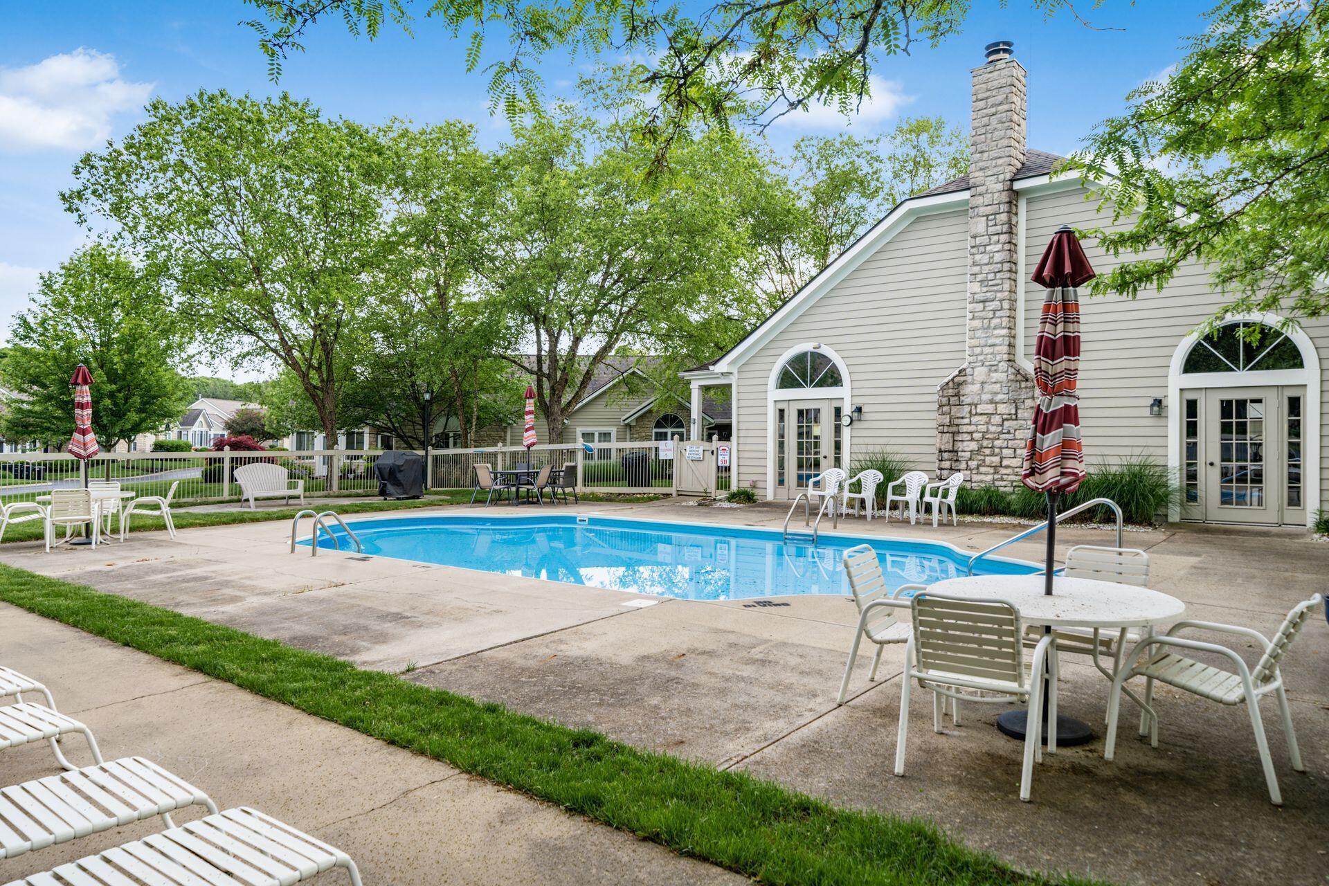6323 Pinehurst Pointe, Westerville, Ohio image 34