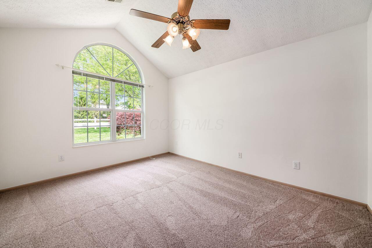 6323 Pinehurst Pointe, Westerville, Ohio image 30