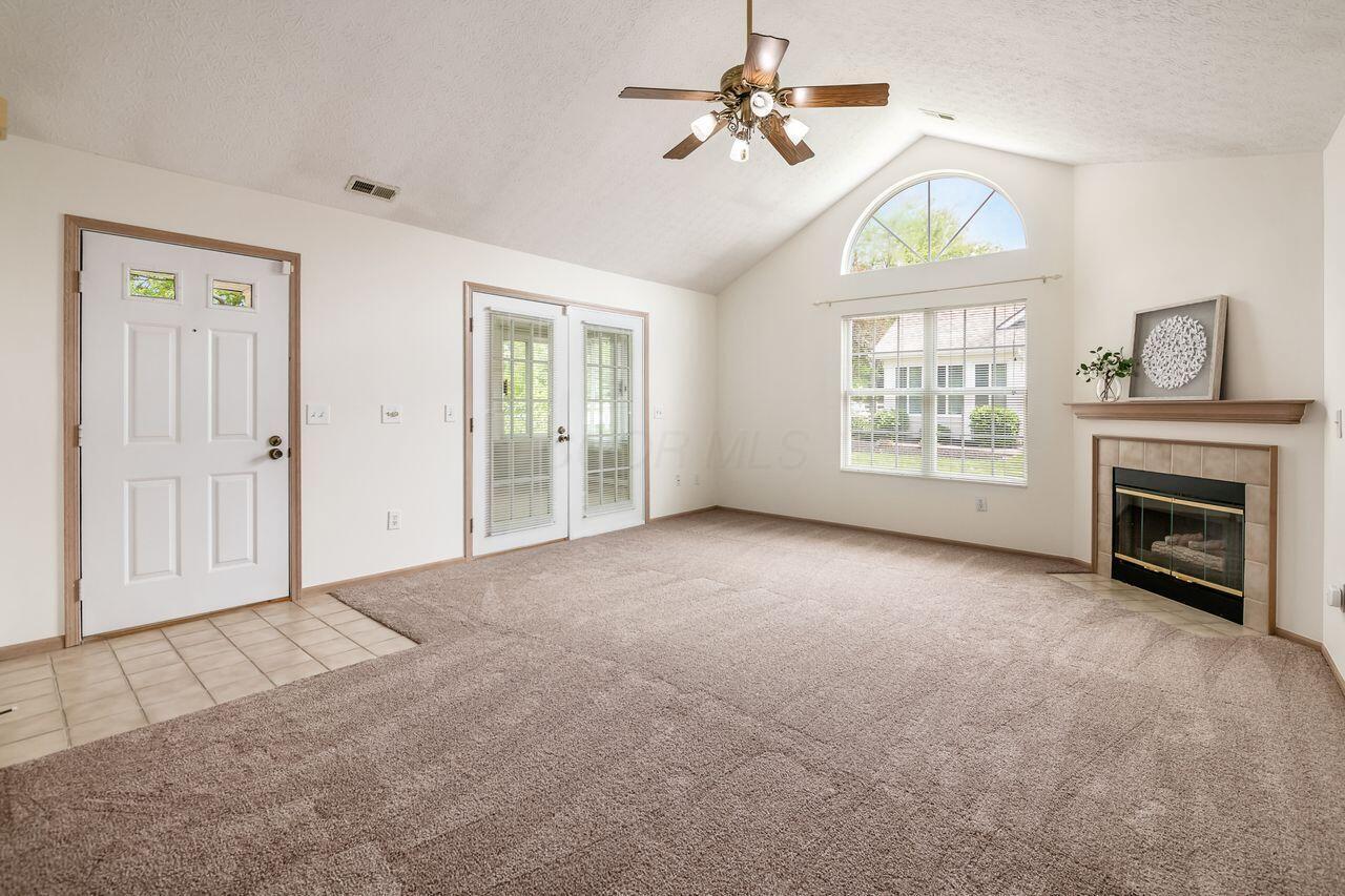 6323 Pinehurst Pointe, Westerville, Ohio image 6