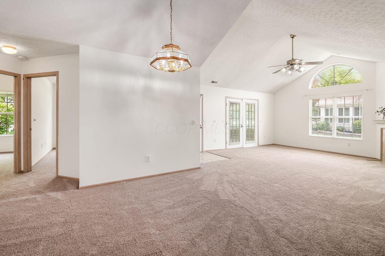 6323 Pinehurst Pointe, Westerville, Ohio image 13
