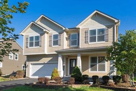Photo of 5388 Middlebury Loop, Lewis Center, OH 43035 (MLS # 225035810)