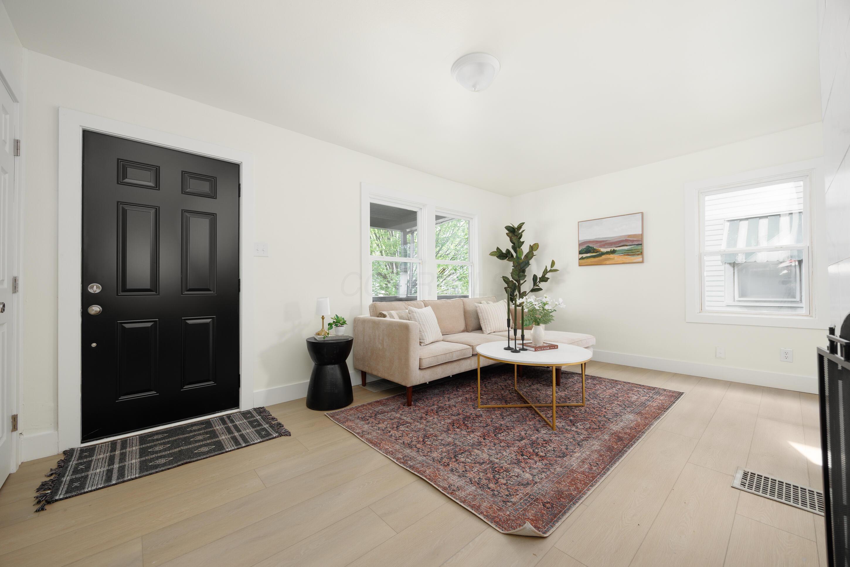 516 E Woodrow Avenue, Columbus, Ohio image 6