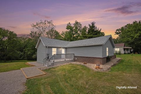 Photo of 174 Homestead Drive, Pickerington, OH 43147 (MLS # 226018937)