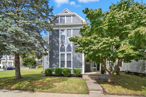 Photo of 268 W Church Street, Newark, OH 43055 (MLS # 225037420)
