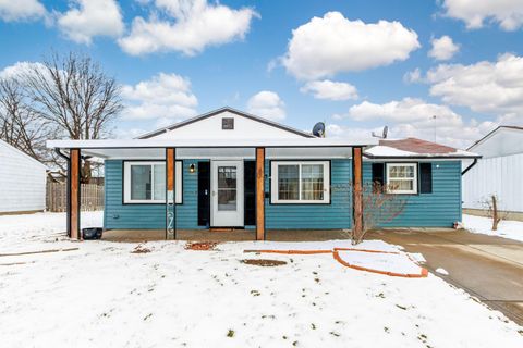 Tiny photo for 395 Amesbury Drive, Columbus, OH 43230 (MLS # 226005579)