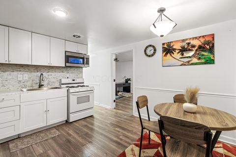 Tiny photo for 395 Amesbury Drive, Columbus, OH 43230 (MLS # 226005579)