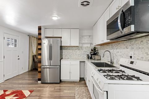 Tiny photo for 395 Amesbury Drive, Columbus, OH 43230 (MLS # 226005579)