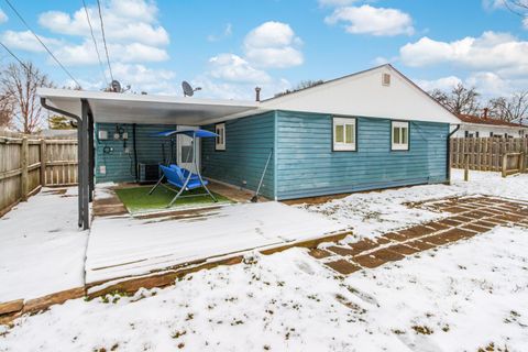 Tiny photo for 395 Amesbury Drive, Columbus, OH 43230 (MLS # 226005579)