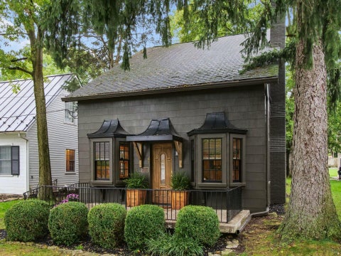 Photo of 61 S Riverview Street, Dublin, OH 43017 (MLS # 226036140)