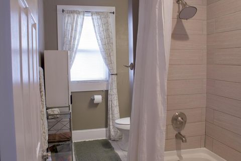 Tiny photo for 925 Gilbert Street, Columbus, OH 43206 (MLS # 226014298)