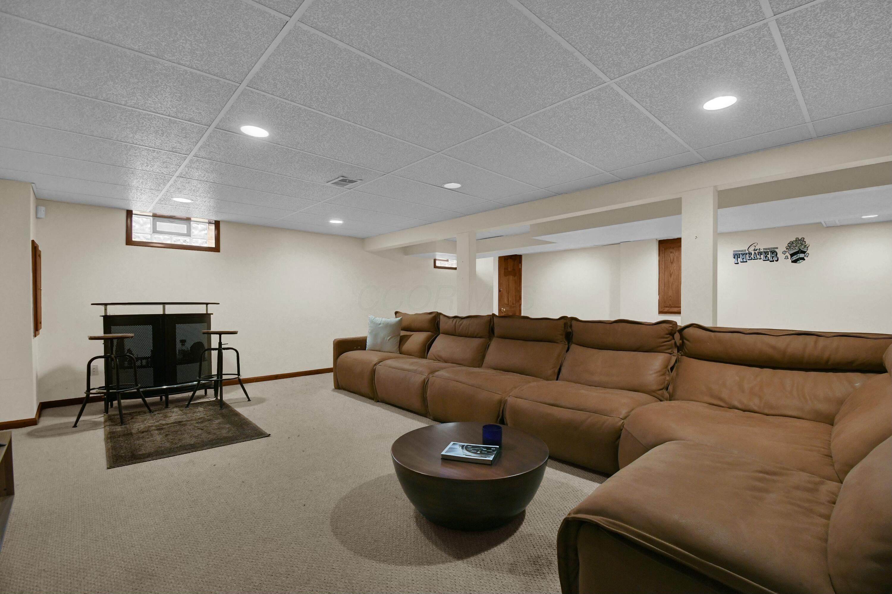 8621 Ashford Lane, Pickerington, Ohio image 28