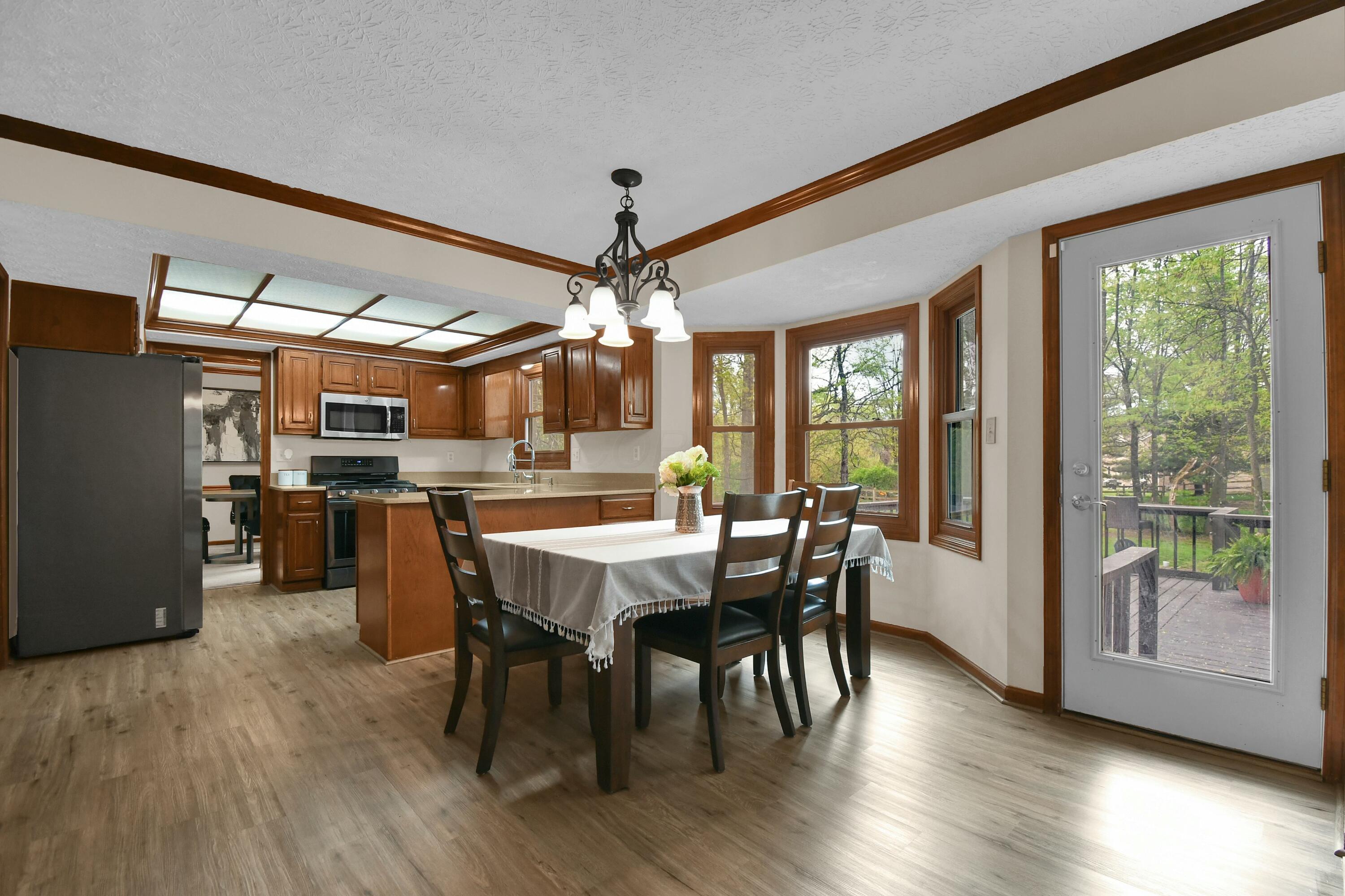 8621 Ashford Lane, Pickerington, Ohio image 17