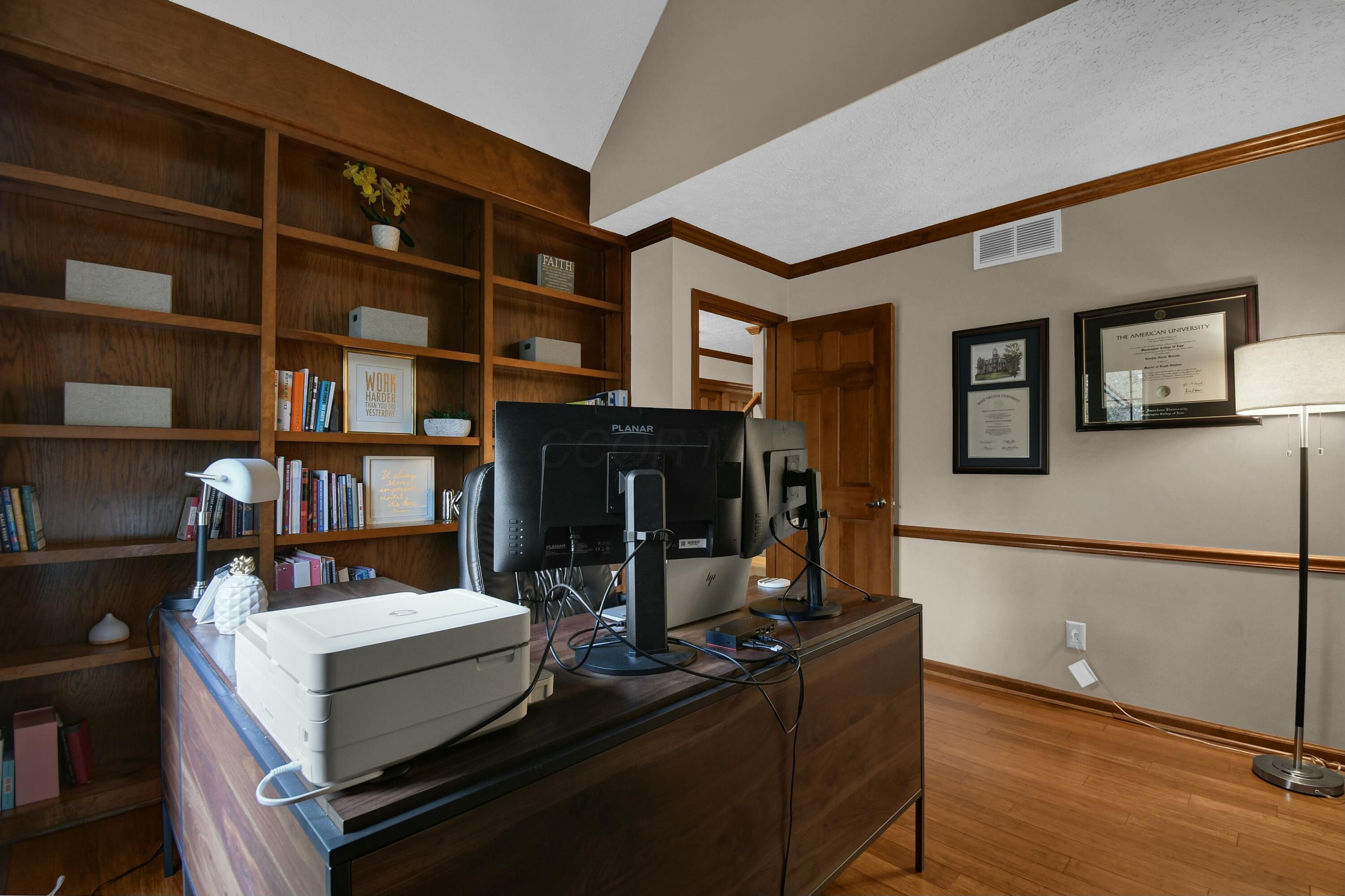 8621 Ashford Lane, Pickerington, Ohio image 13