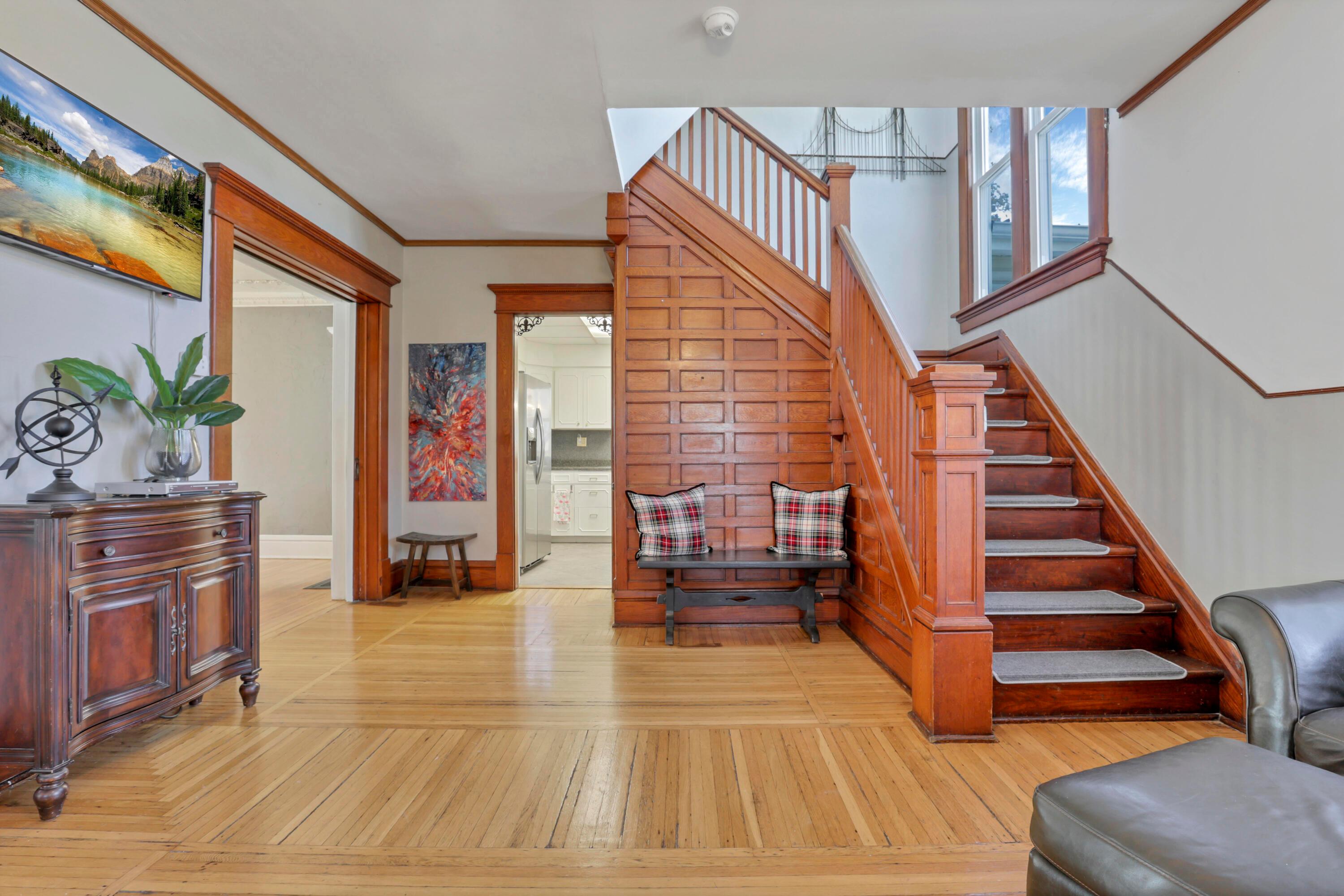 11925 Lancaster Street