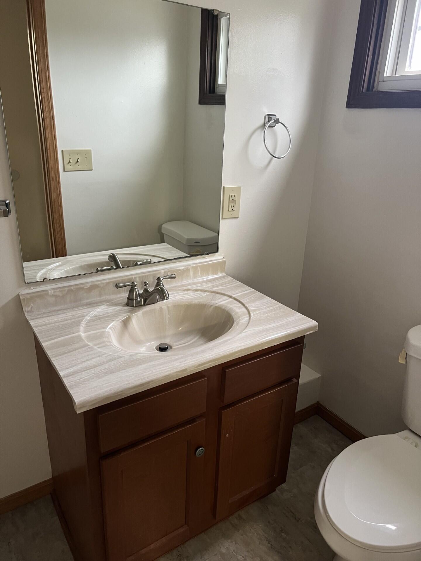 65 E North Street, Newark, Ohio image 10