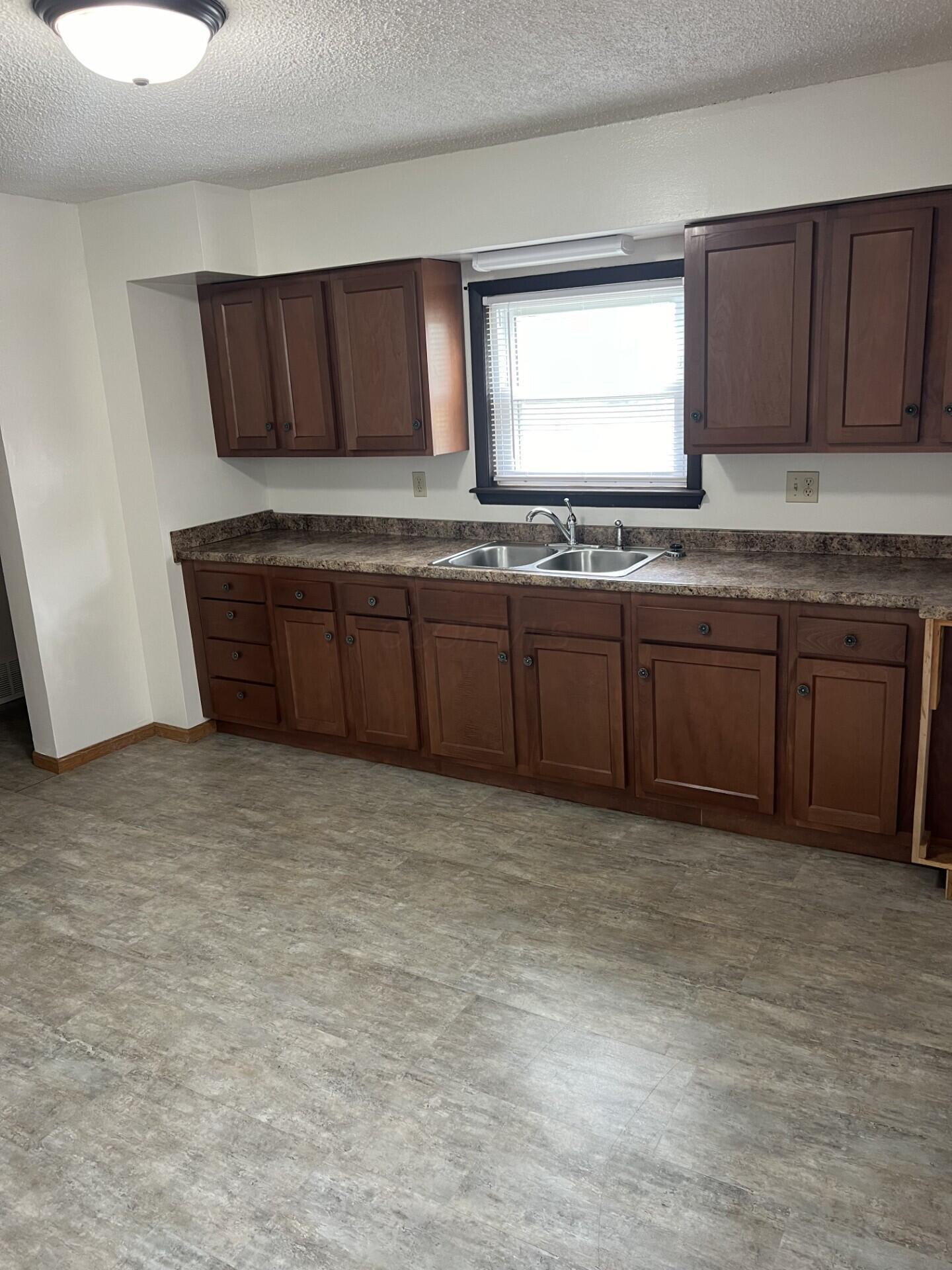 65 E North Street, Newark, Ohio image 5