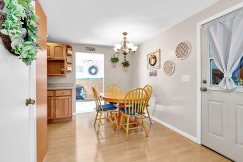 Tiny photo for 1085 Ardath Court, Columbus, OH 43228 (MLS # 225036897)