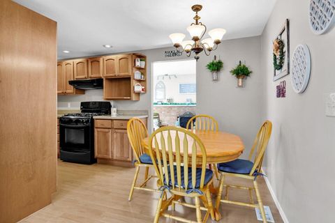 Tiny photo for 1085 Ardath Court, Columbus, OH 43228 (MLS # 225036897)