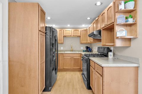 Tiny photo for 1085 Ardath Court, Columbus, OH 43228 (MLS # 225036897)