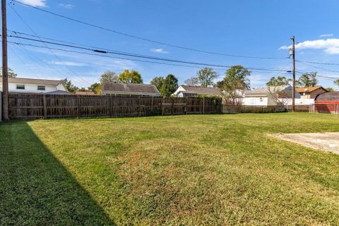 Tiny photo for 1085 Ardath Court, Columbus, OH 43228 (MLS # 225036897)