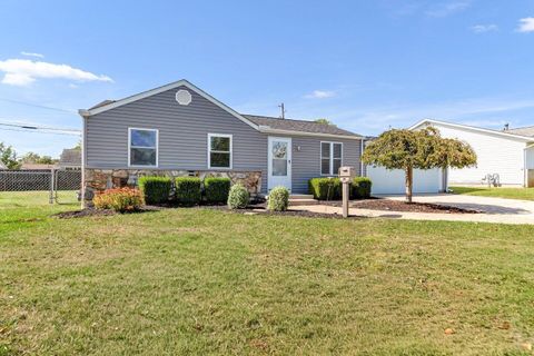 Tiny photo for 1085 Ardath Court, Columbus, OH 43228 (MLS # 225036897)