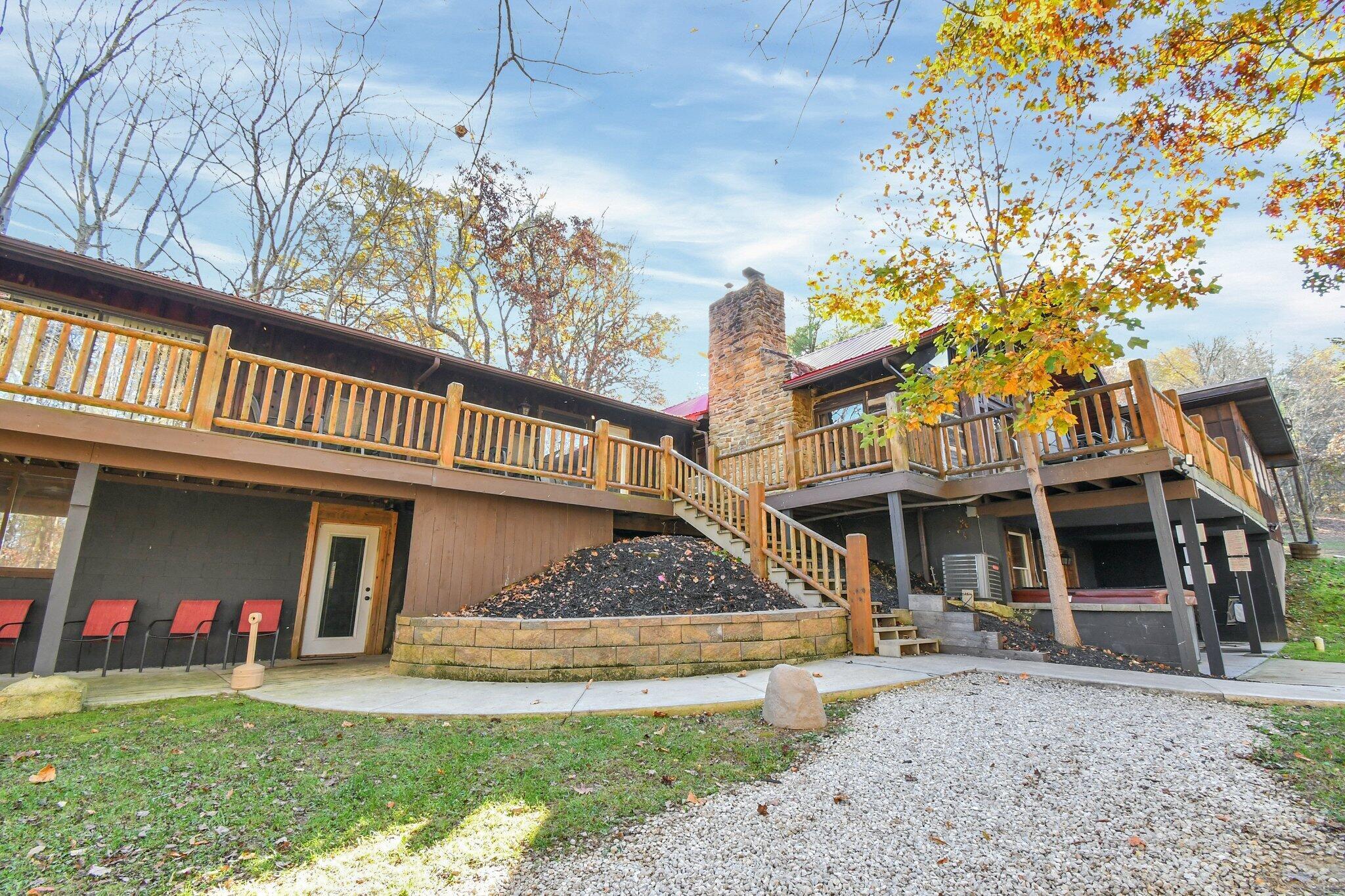 14485 Jack Run Road, Rockbridge, Ohio image 3