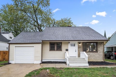 Photo of 3220 Dresden Street, Columbus, OH 43224 (MLS # 225038171)