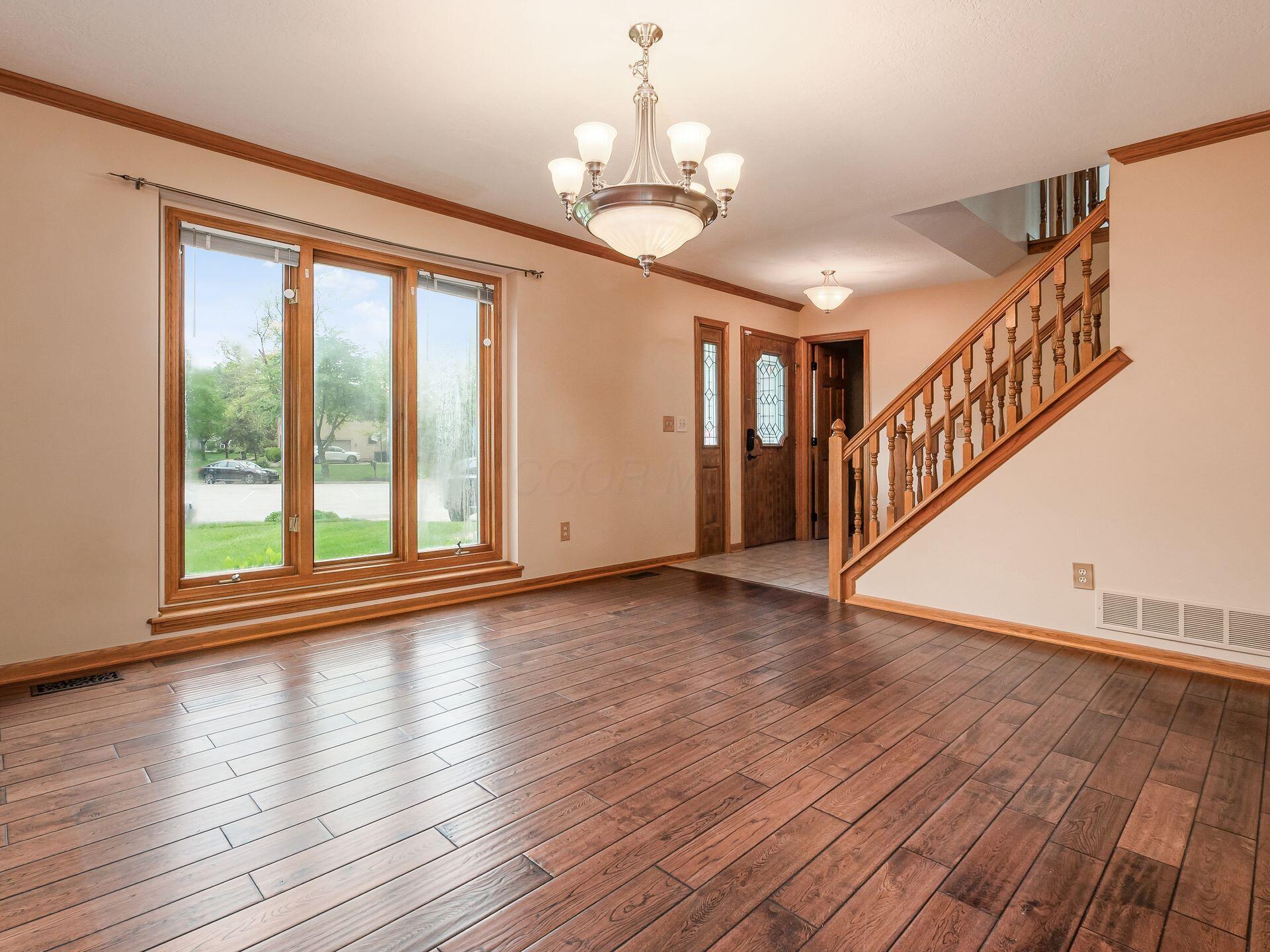 5743 Desmond Court, Dublin, Ohio image 9
