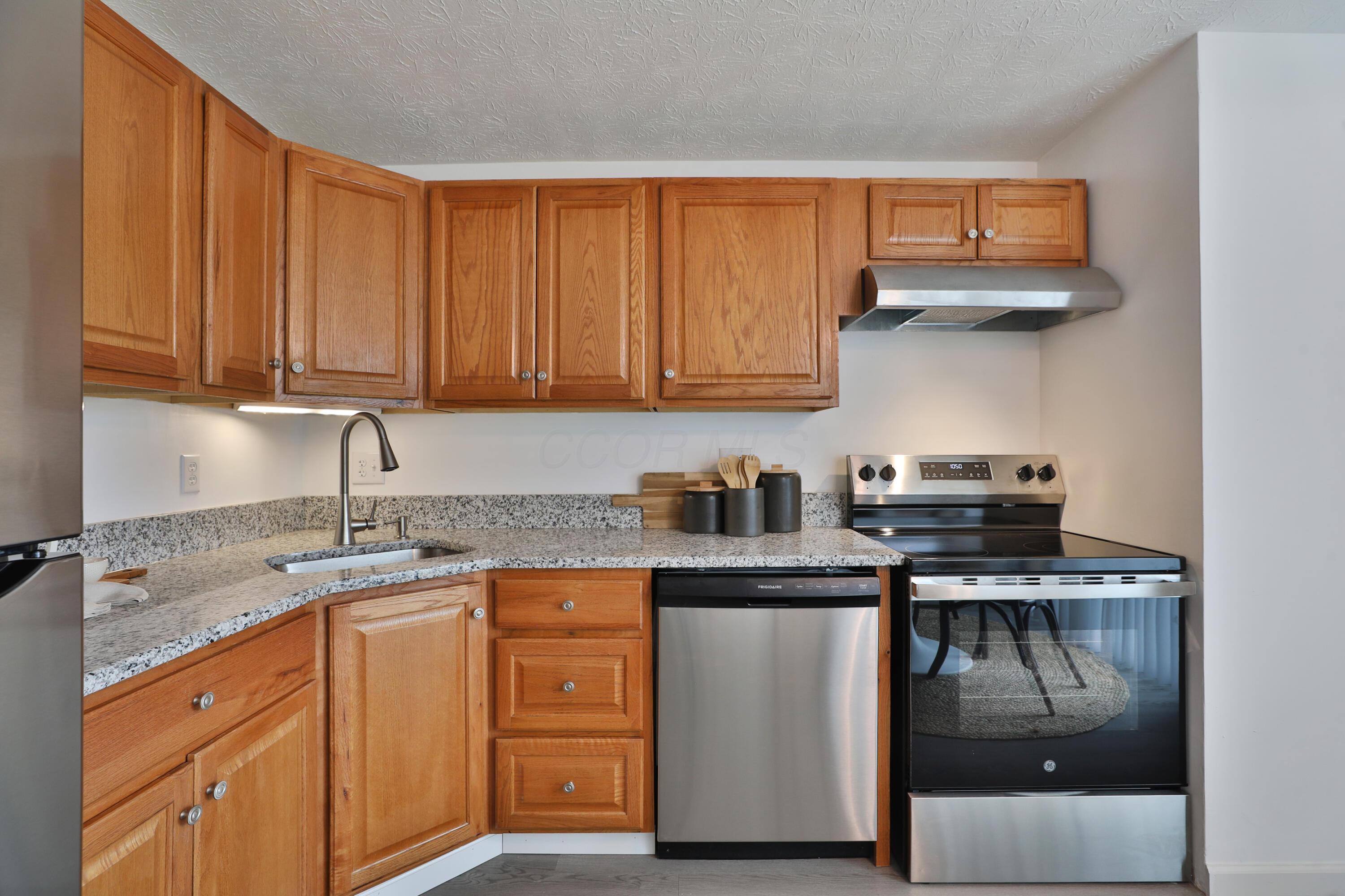 2955 Hubbardton Place, Reynoldsburg, Ohio image 15