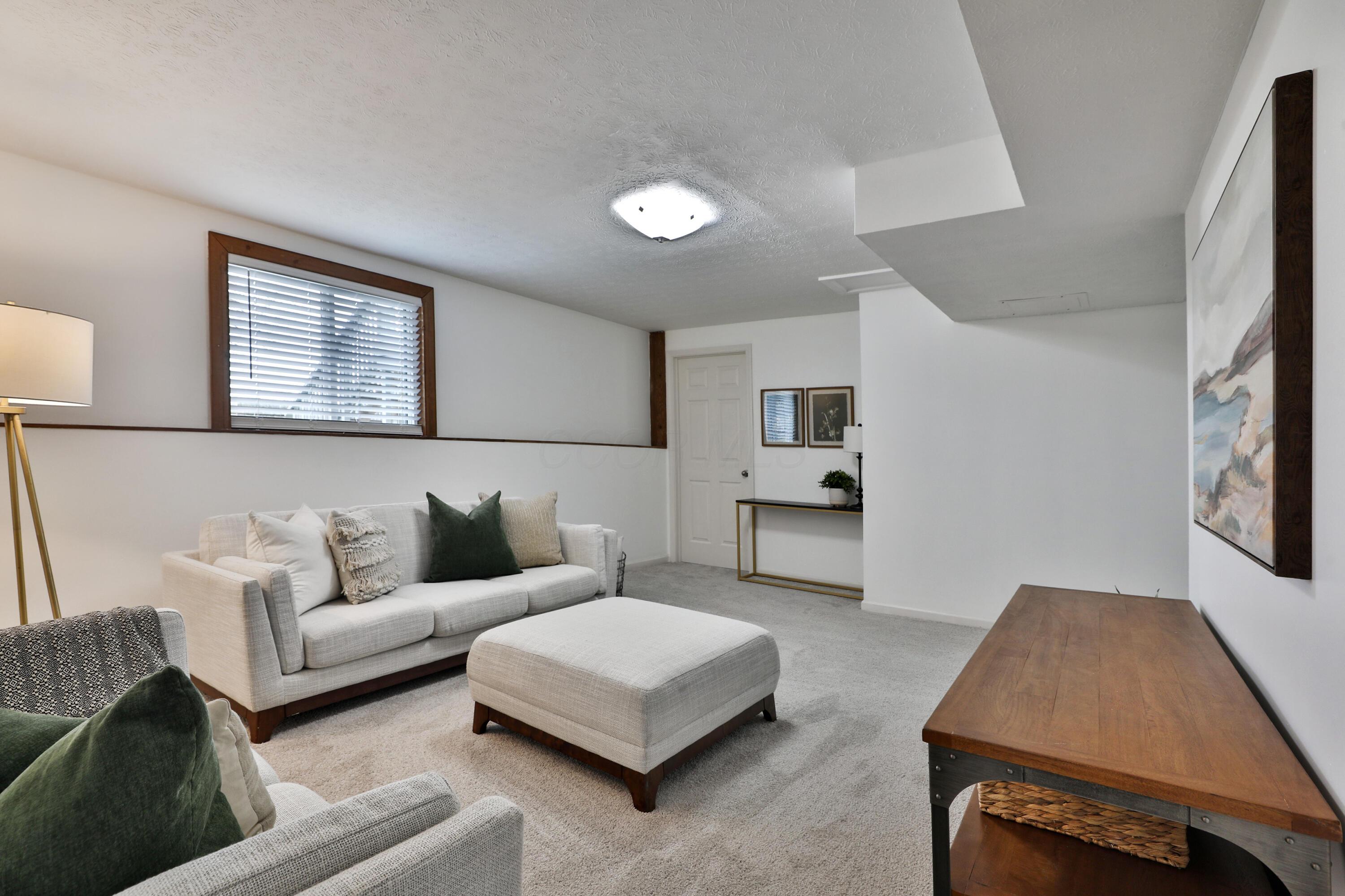 2955 Hubbardton Place, Reynoldsburg, Ohio image 33