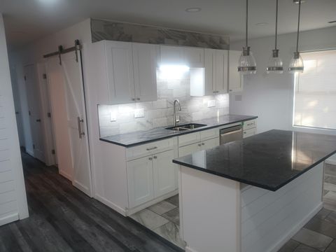 Tiny photo for 1059 Belford Avenue, Columbus, OH 43207 (MLS # 225037775)