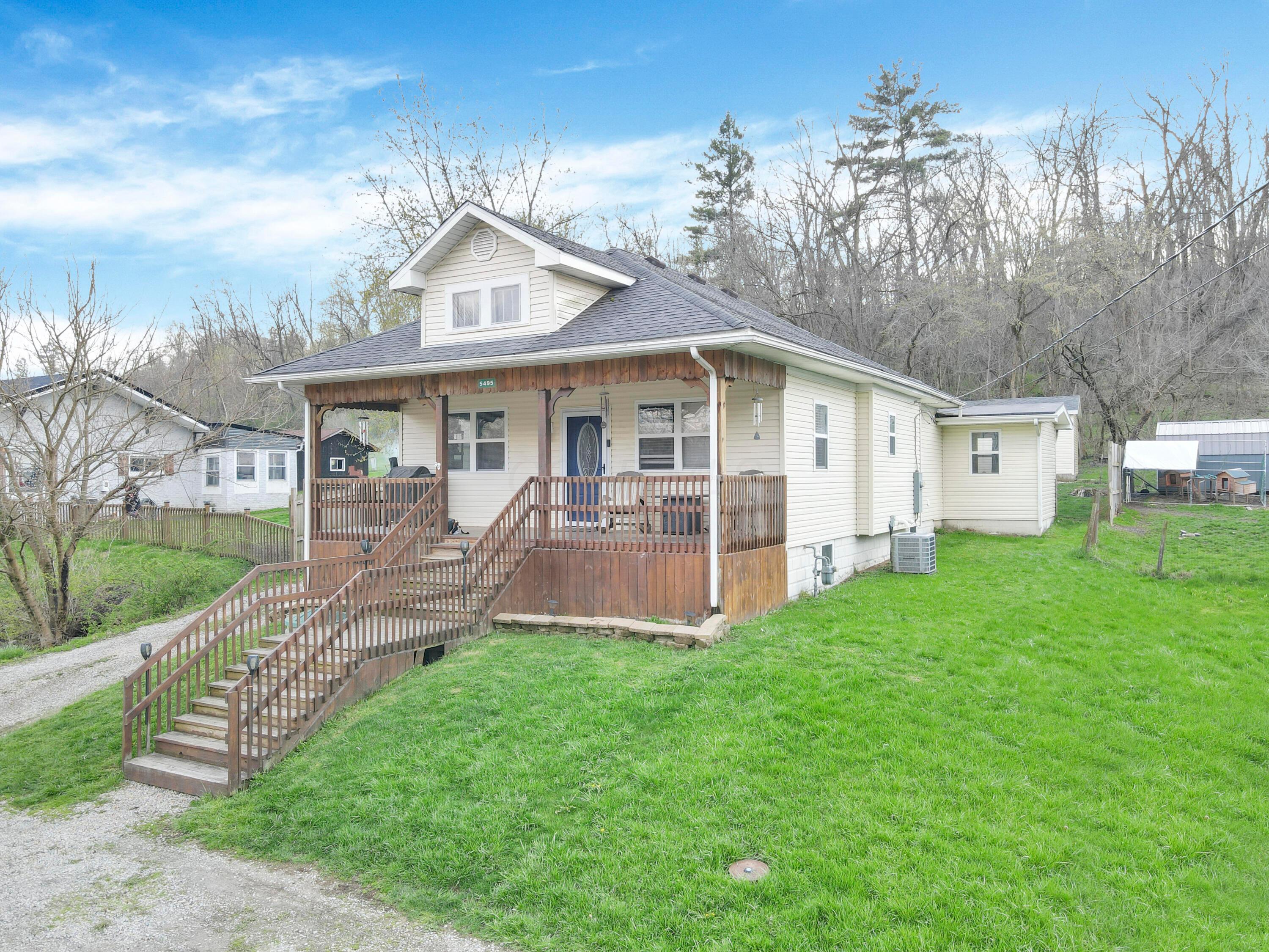 5495 Hoover Street, East Fultonham, Ohio image 25