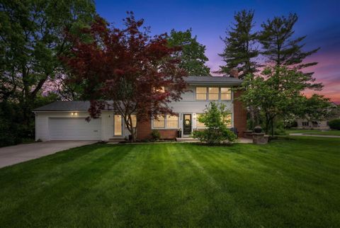 Tiny photo for 2005 Malvern Road, Upper Arlington, OH 43221 (MLS # 226014248)