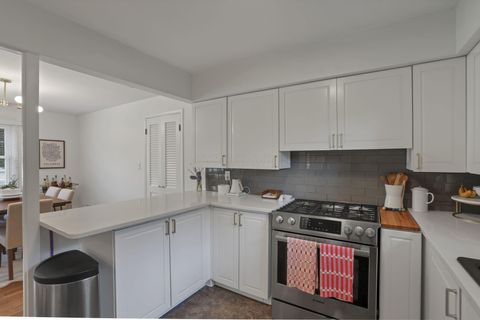 Tiny photo for 2005 Malvern Road, Upper Arlington, OH 43221 (MLS # 226014248)