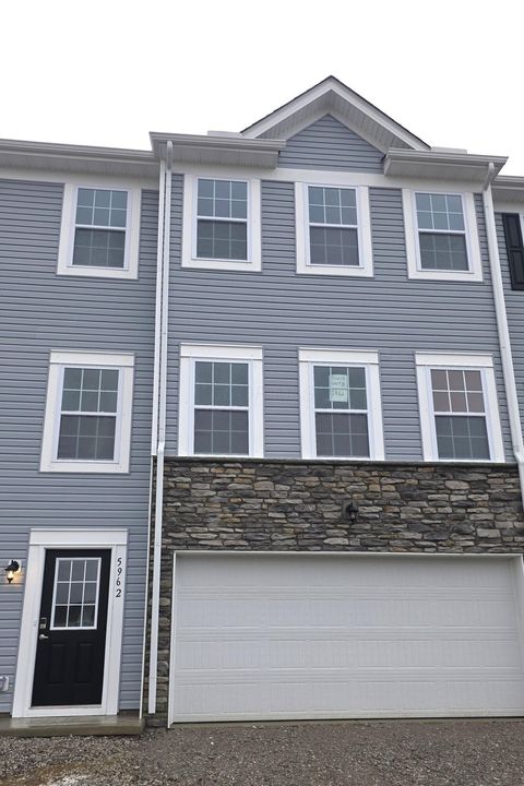 Photo of 5976 Abernathy Lane, Columbus, OH 43232 (MLS # 226003750)