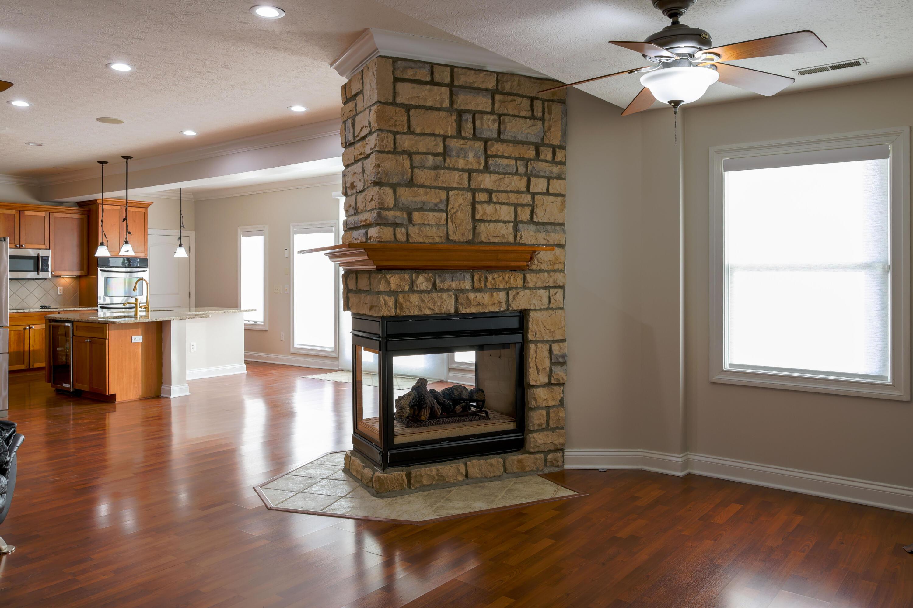6355 Darling Road, Blacklick, Ohio image 23