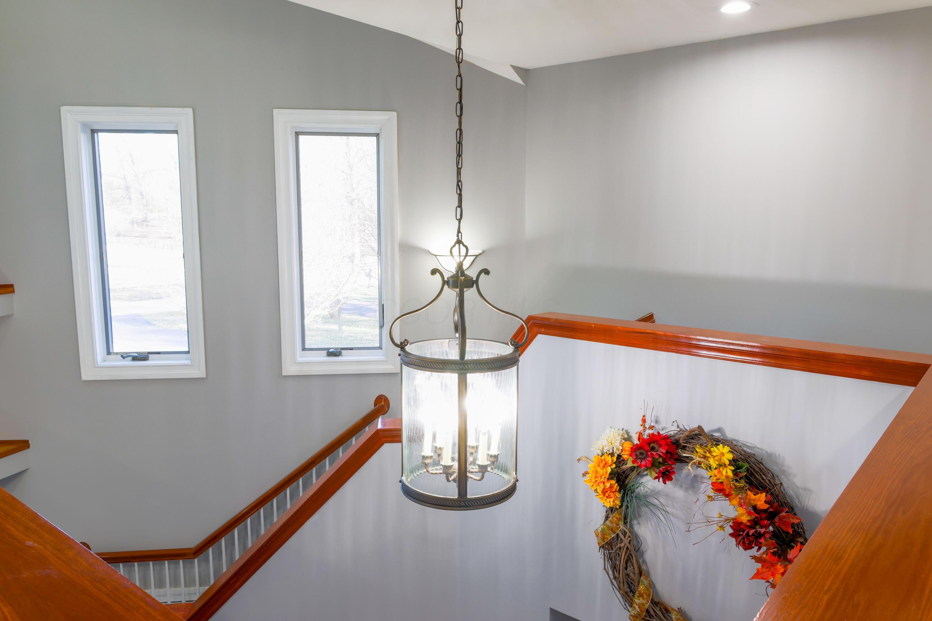 6355 Darling Road, Blacklick, Ohio image 32