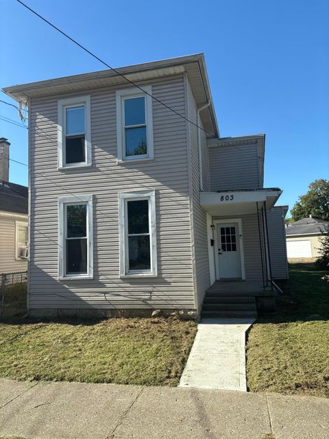 Photo of 803 Laurel Street, Springfield, OH 45503 (MLS # 225038547)
