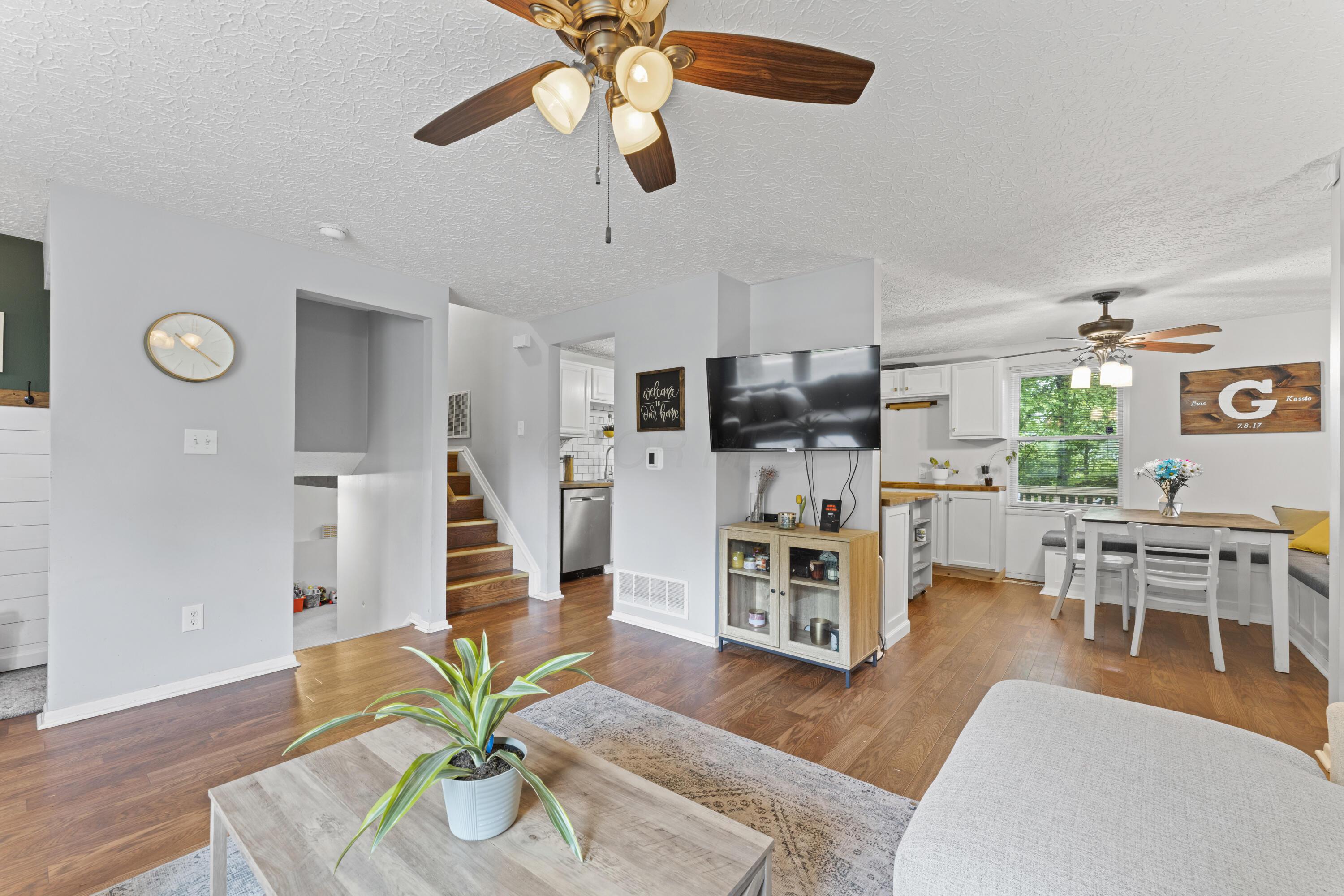 5585 Spohn Drive, Westerville, Ohio image 32