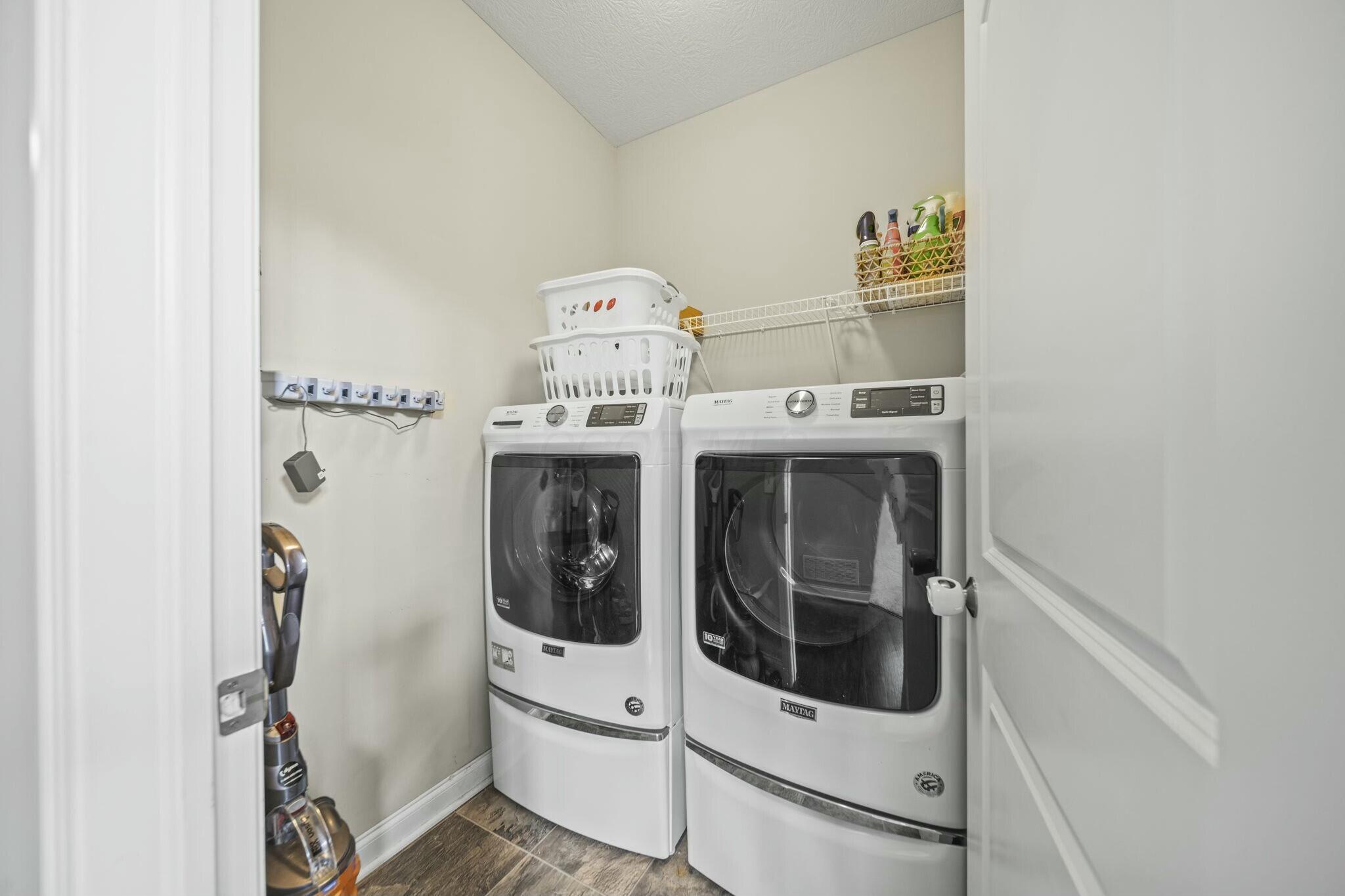 6111 Fallsburg Drive, Westerville, Ohio image 21