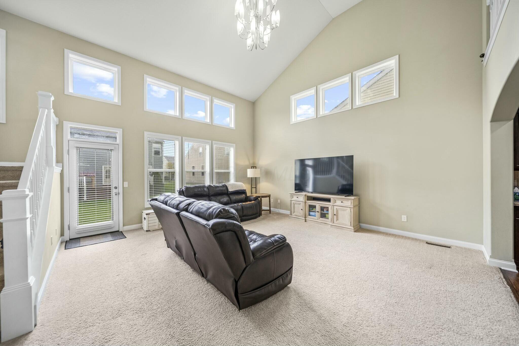 6111 Fallsburg Drive, Westerville, Ohio image 16